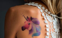 Inspiração: + de 40 ideias para tatuagem de unicórnio